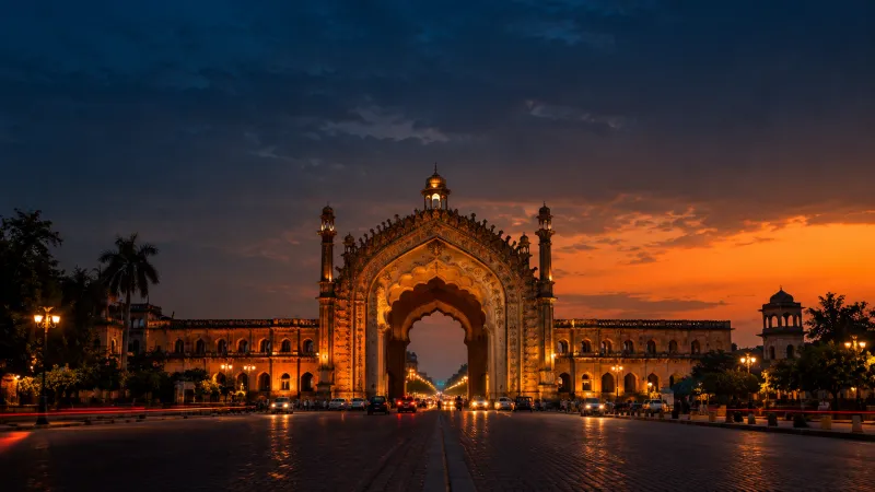 Rumi Darwaza in Lucknow at dusk